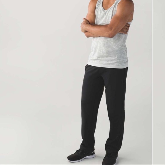 Lululemon Kung Fu Pant Black - Picture 1 of 7